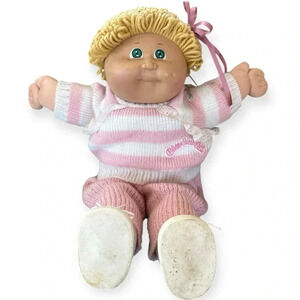 1980’s Vintage 17” Cabbage Patch Kid Girl doll by Xavier Roberts